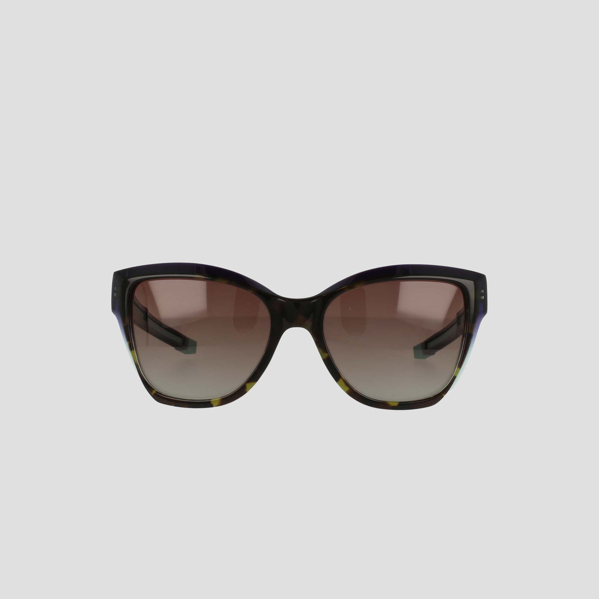 Front view of Champion Women's Polarized Retainer Square sunglasses, featuring an oversized design in handmade tortoiseshell acetate and gradient brown polarized lenses, displayed on a plain light gray background.