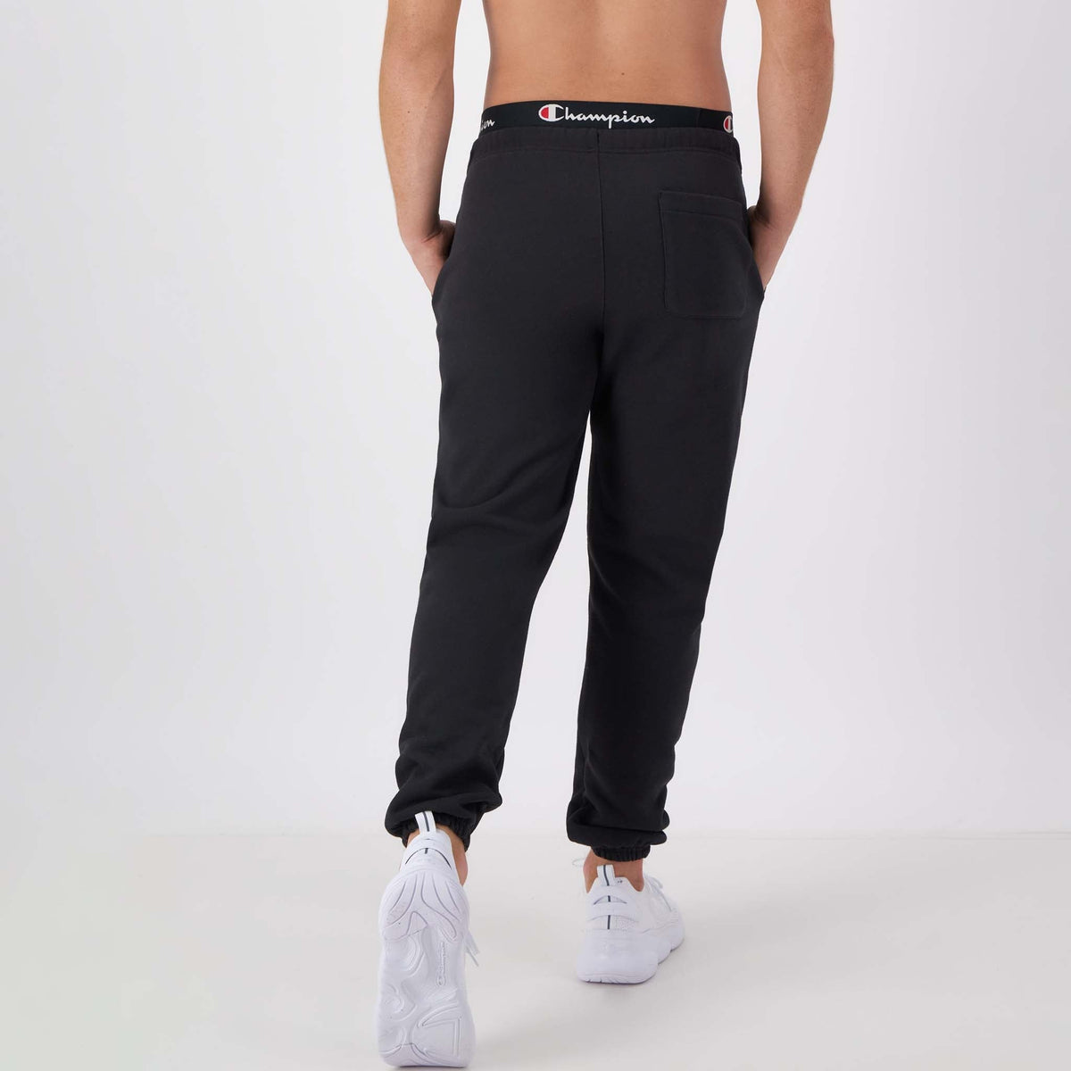 Champion Reverse Weave Sweatpant, C Logo (Reshop Test) in Black