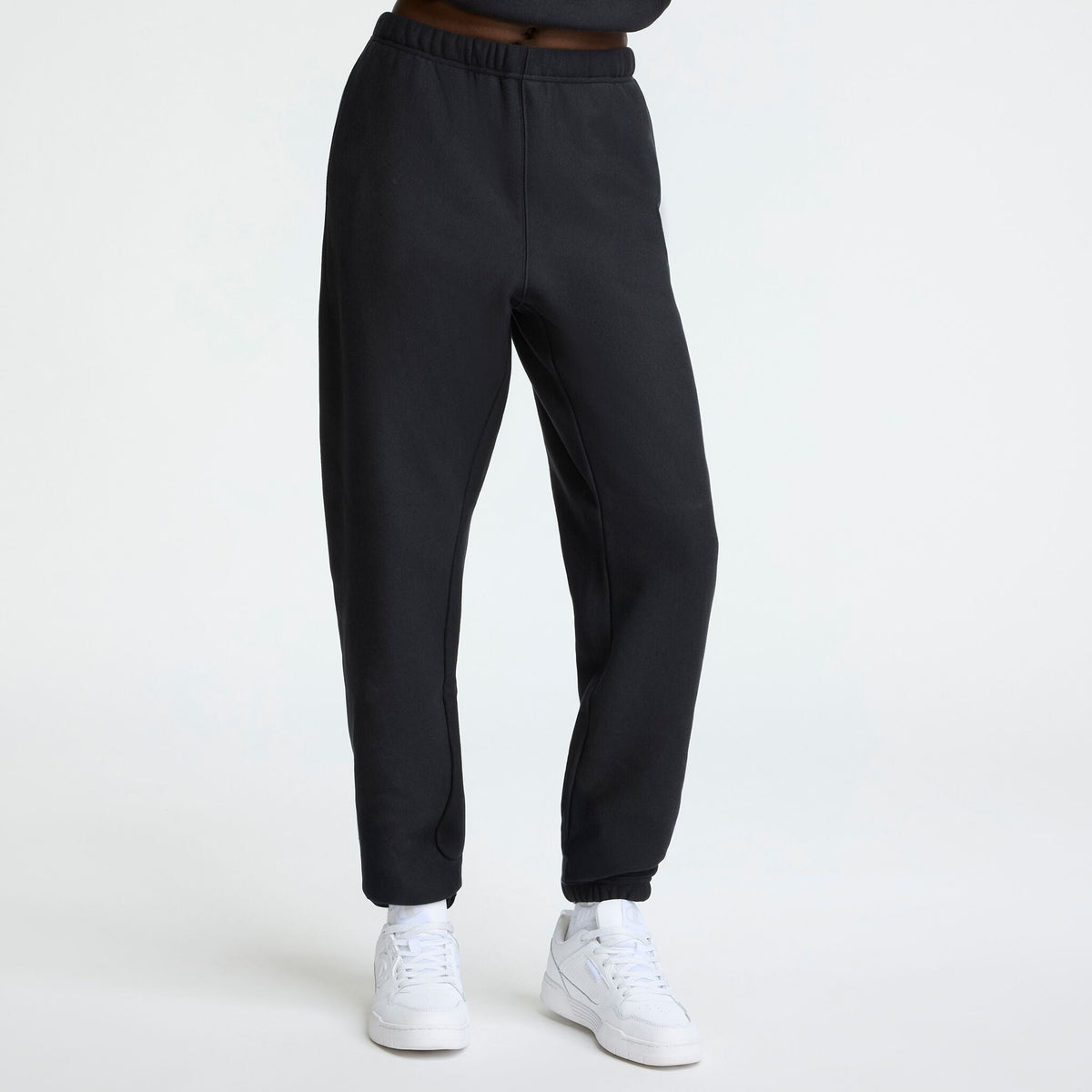 Champion Essentials Reverse Weave Cinched Bottom Sweatpants in Black